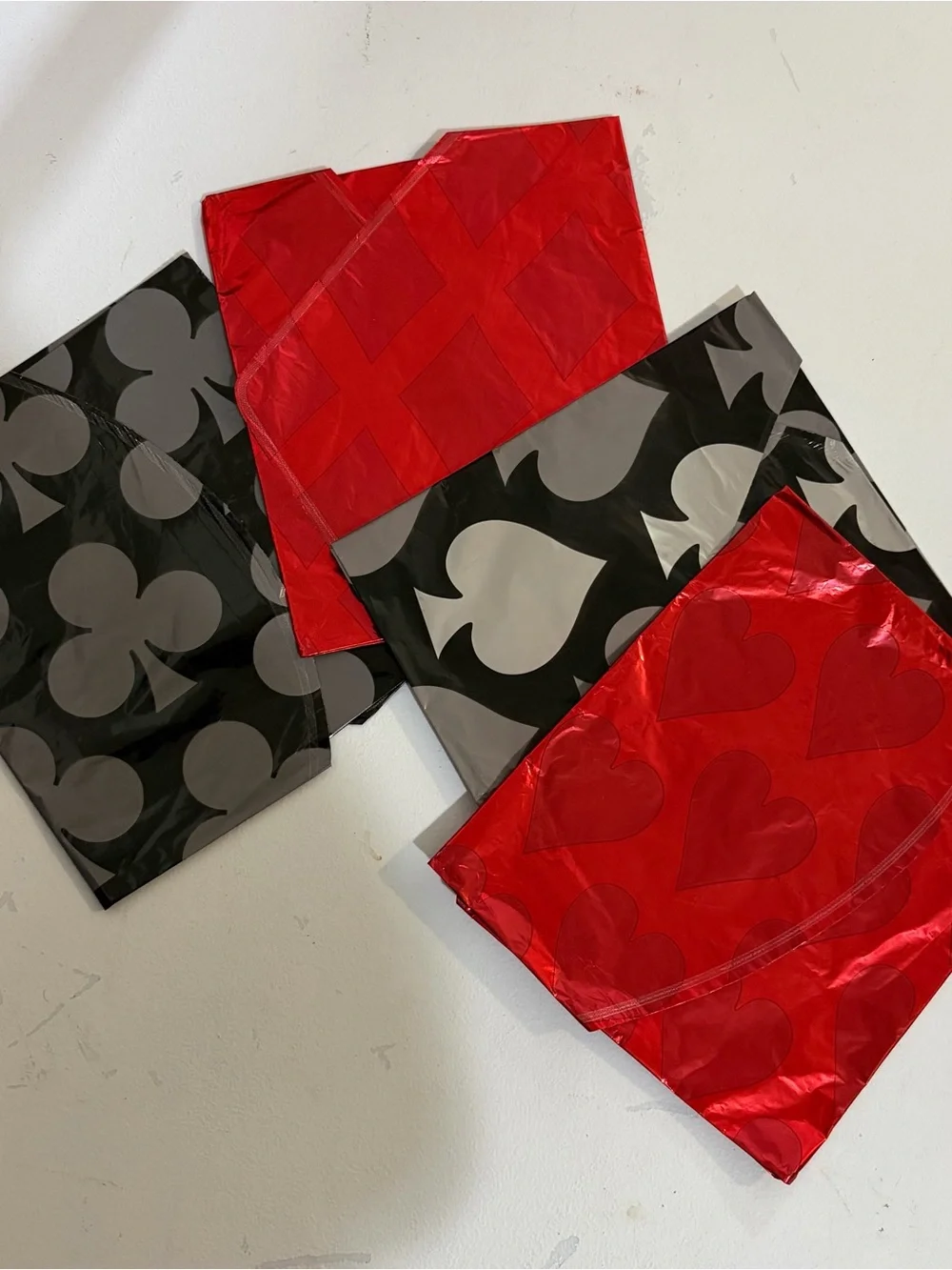 Red and Black Card Party Decoration Set